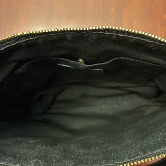 Coach Mae File Black pebble leather crossbody bag with gold hardware like new - Picture 9 of 10